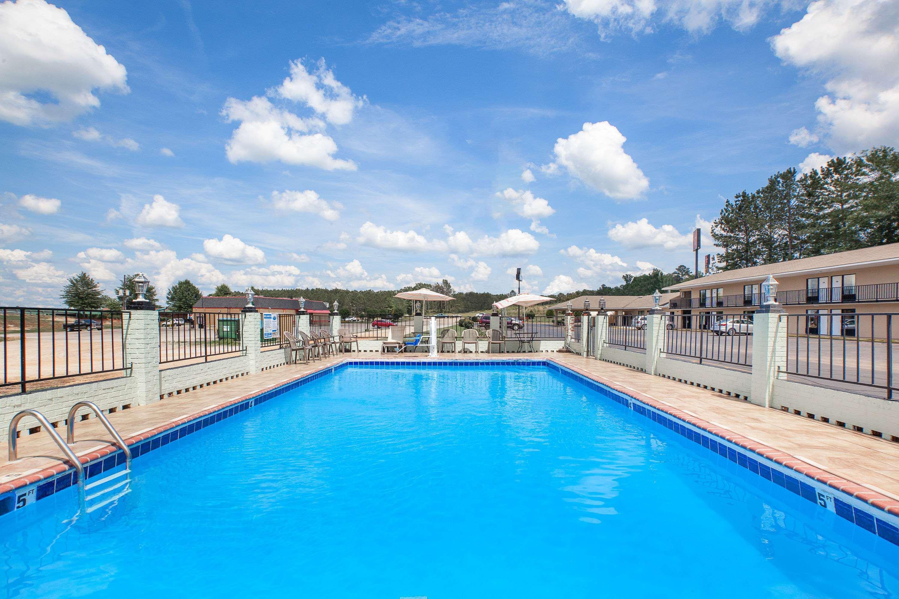 Days Inn By Wyndham Newton Ms I-20 Exterior foto